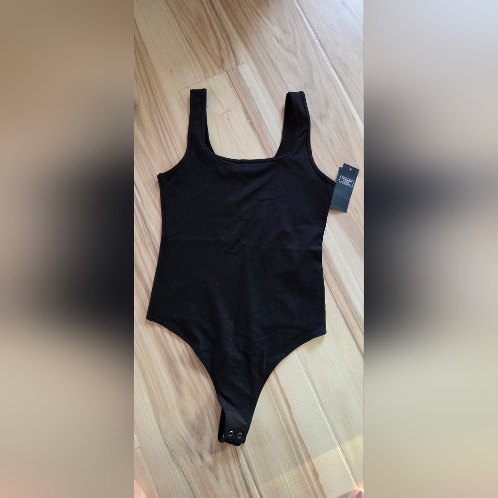 Abercrombie & Fitch Black Scoop Neck Bodysuit NWT S